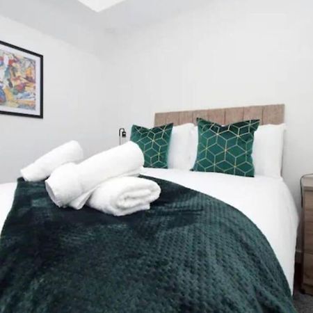 Luxury Redefined:Cardiff 1-Bed Leilighet Eksteriør bilde
